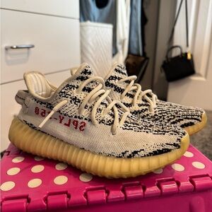 Yeezy Boost 350 V2 Zebra Cream Black with Gum Sole